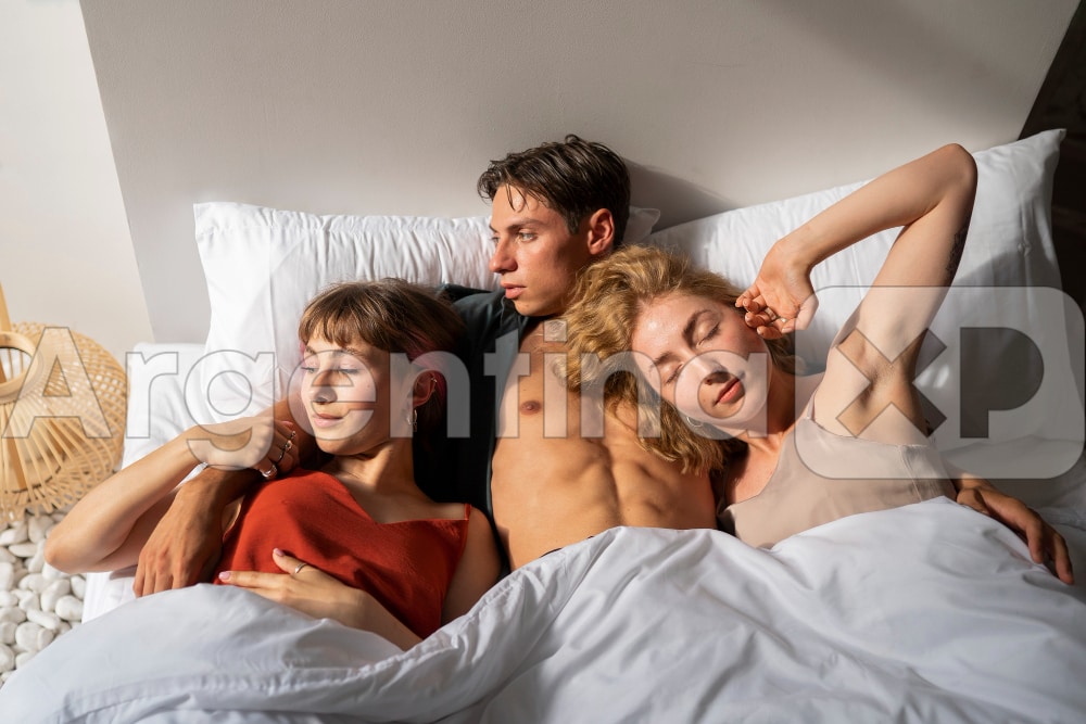 Tríos con parejas