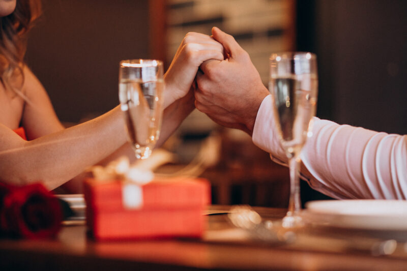 The 5 signs of a good date with an escort
